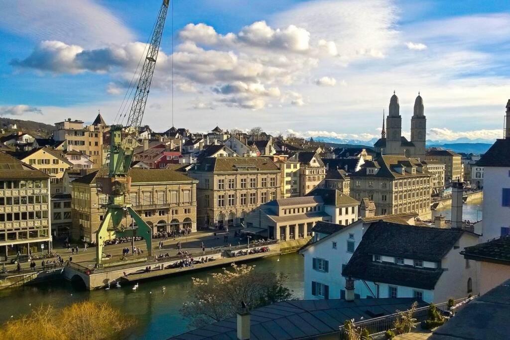 Turicum Apartment Mit Balkon Und Parkplatz Zurigo Esterno foto