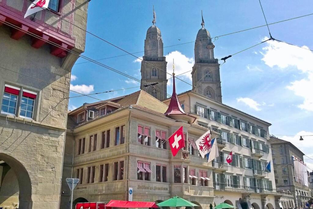 Turicum Apartment Mit Balkon Und Parkplatz Zurigo Esterno foto